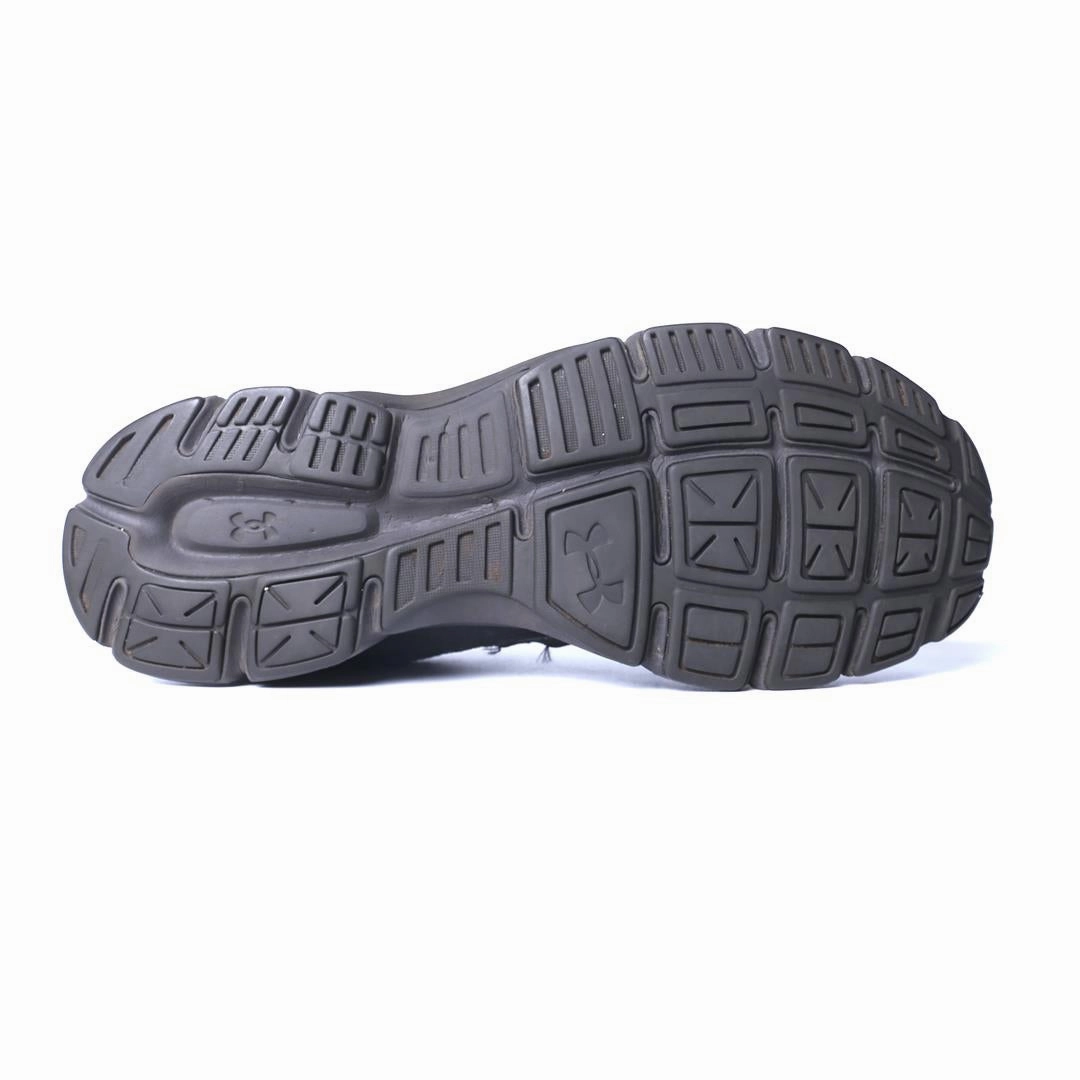 UNDER ARMOUR  DASH RN Under Armour sport shoe shots