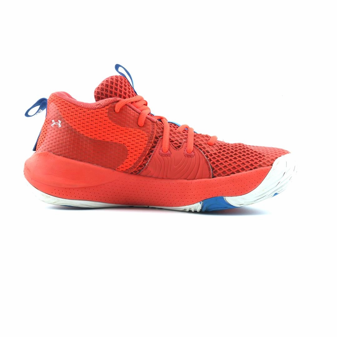 UNDER ARMOUR EMBIID ONE Under Armour sport shoe shots