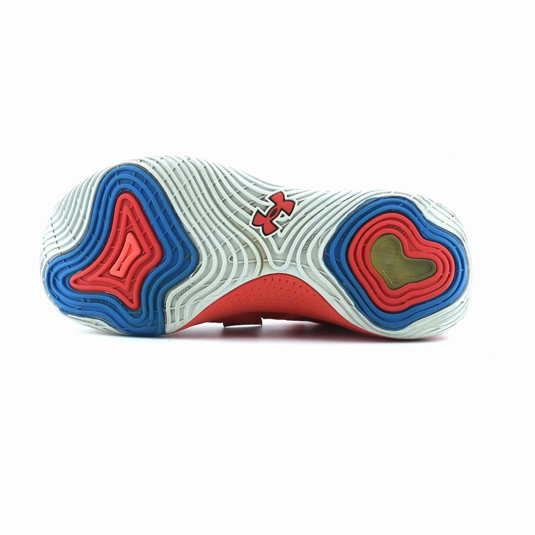 UNDER ARMOUR EMBIID ONE Under Armour sport shoe shots