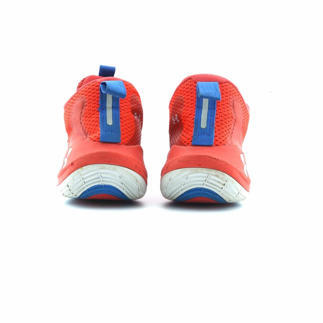 UNDER ARMOUR EMBIID ONE Under Armour sport shoe shots