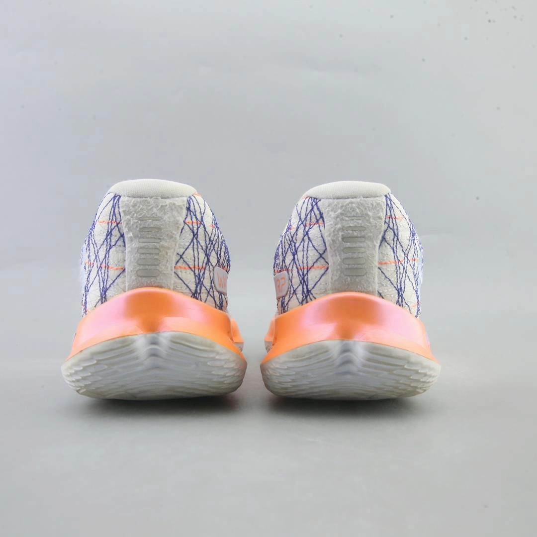 UNDER ARMOUR FLOW VELOCITI WIND Under Armour trainer close-ups