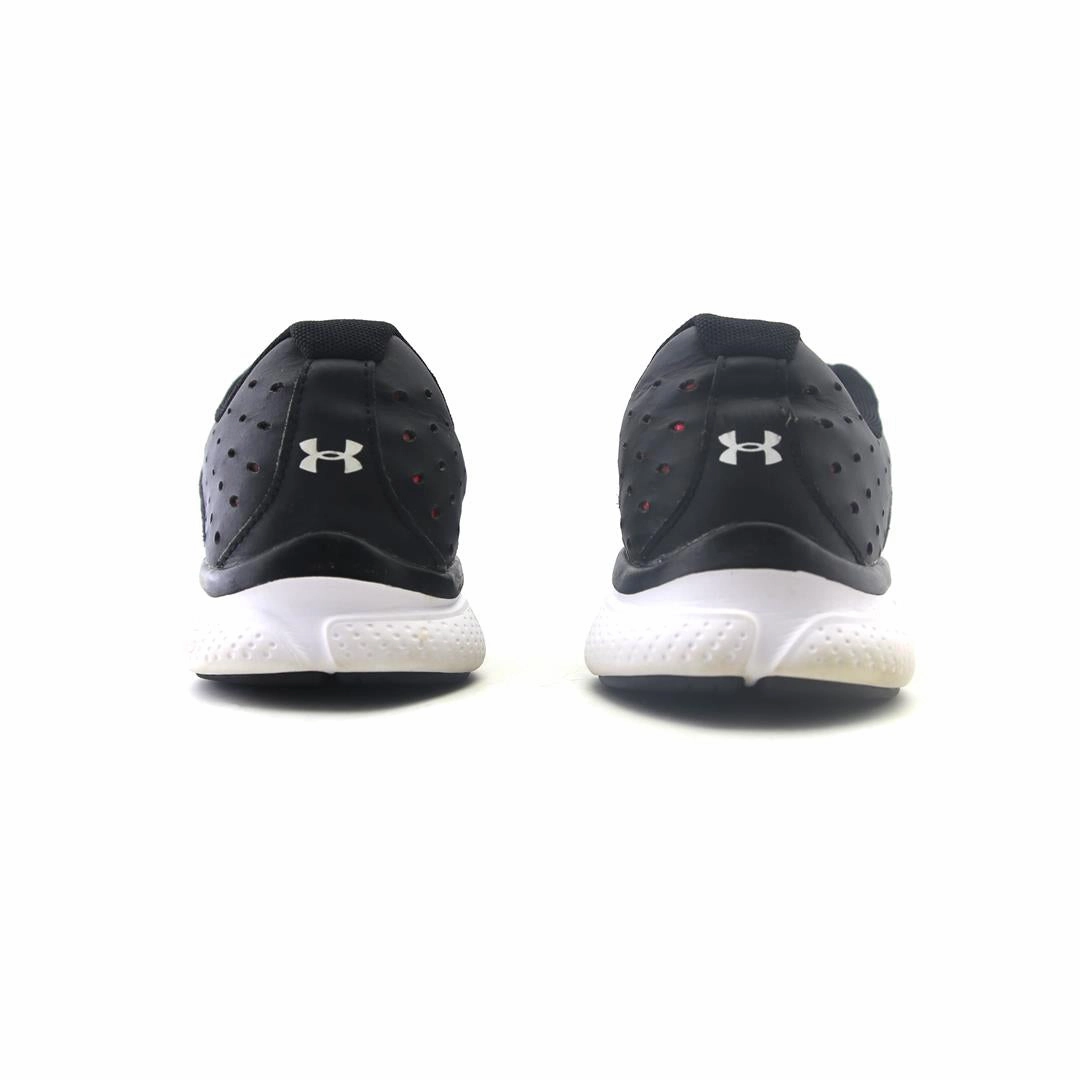 UNDER ARMOUR FREEDOM ASSERT 6 Under Armour trainer close-ups