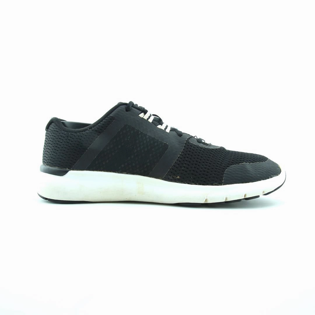 UNDER ARMOUR FUSE FST Under Armour sport shoe shots