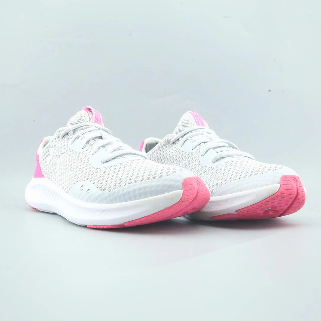 UNDER ARMOUR GGS CHARGED PURSUIT 3 Under Armour sport shoe shots