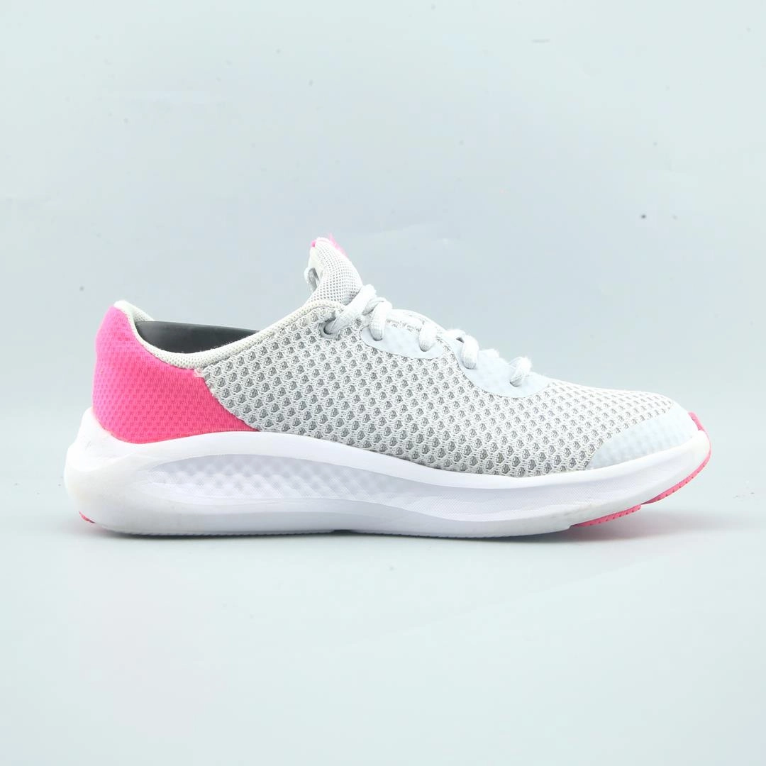 UNDER ARMOUR GGS CHARGED PURSUIT 3 Under Armour sport shoe shots
