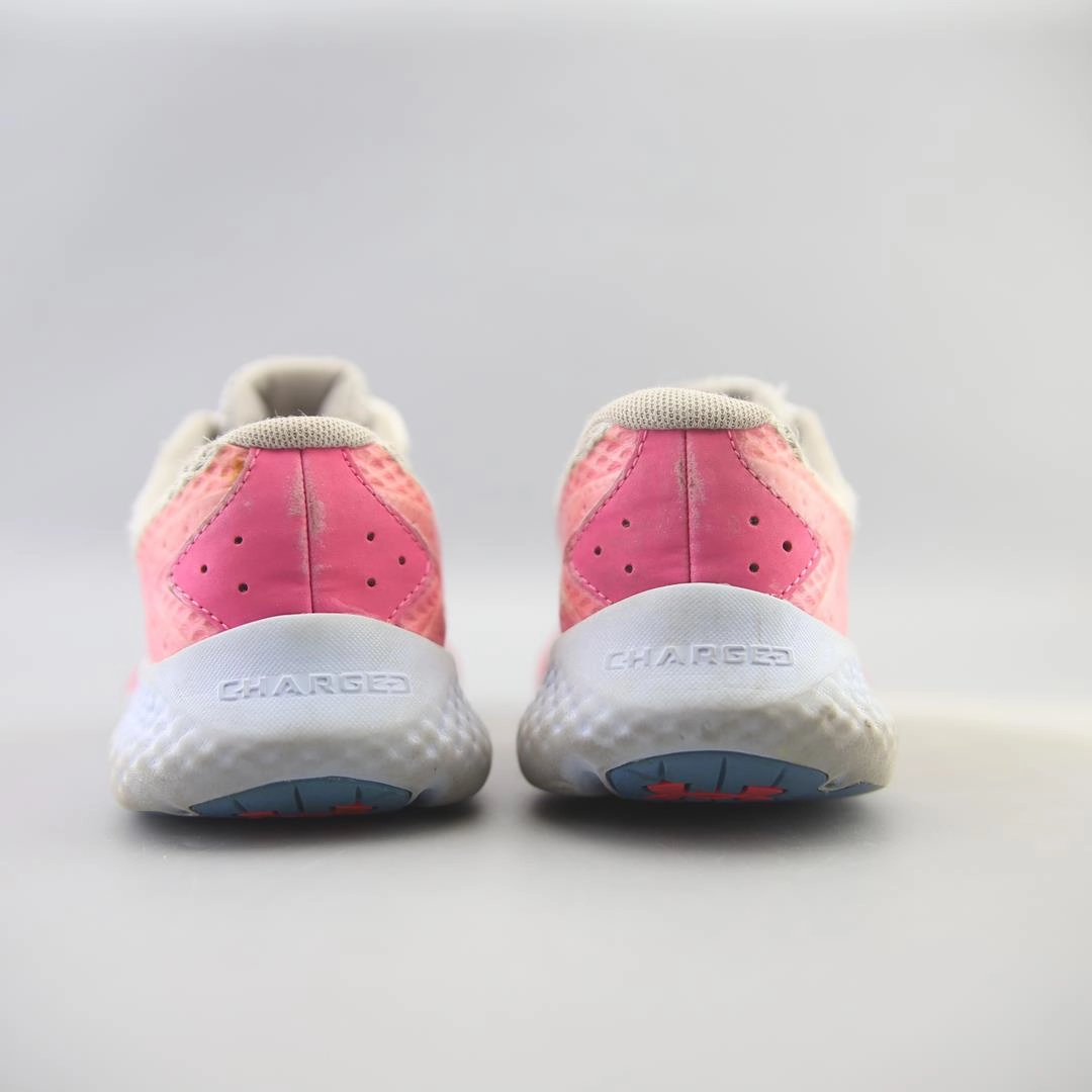 UNDER ARMOUR GGS CHARGED ROGUE 3 Under Armour trainer close-ups