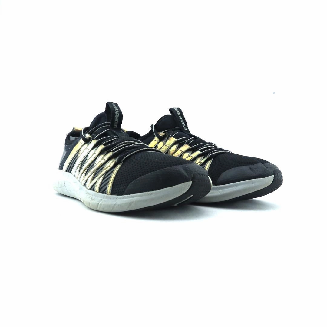 UNDER ARMOUR GGS INFINITY Under Armour sport shoe shots