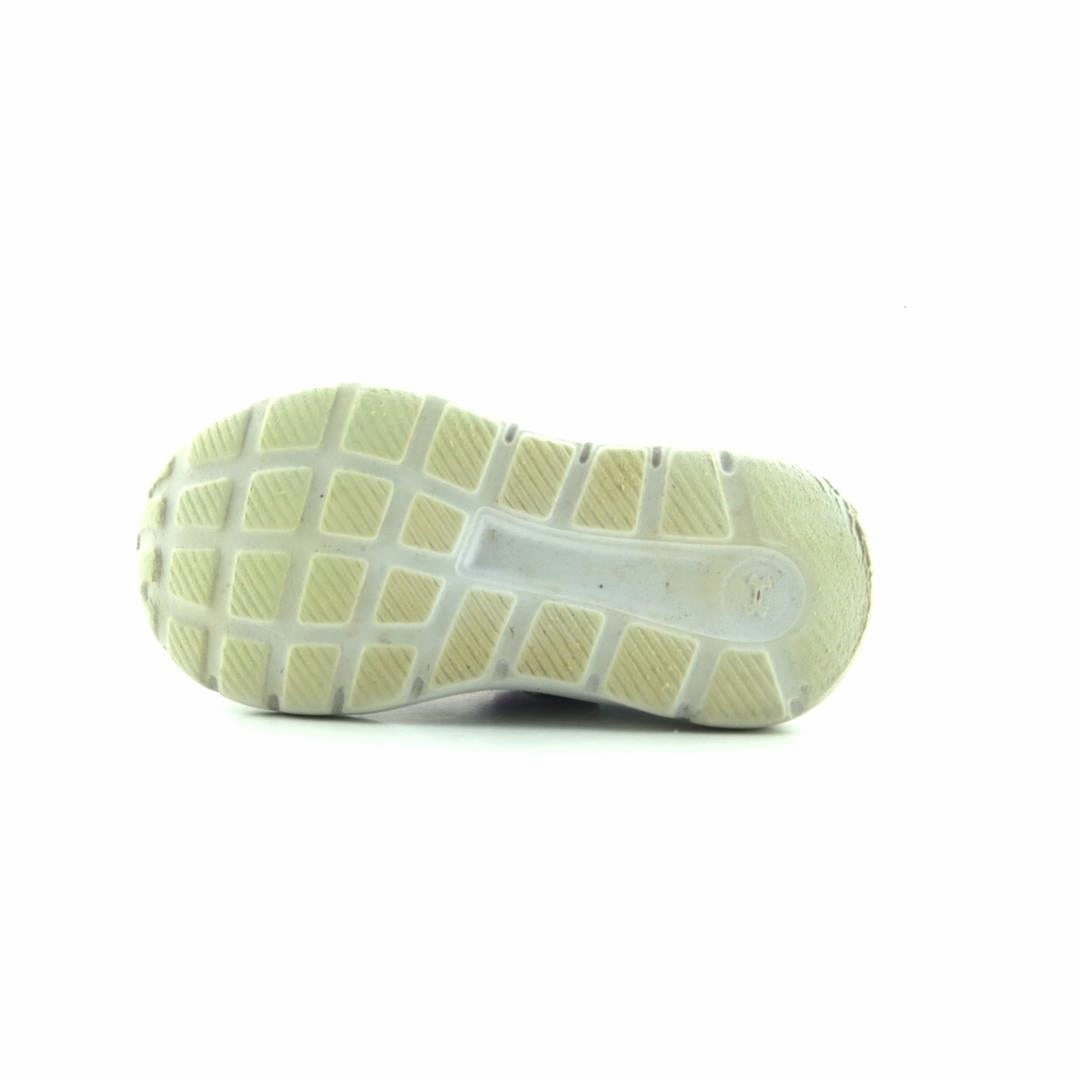UNDER ARMOUR GINF OUTHUSTLE Under Armour sport shoe shots