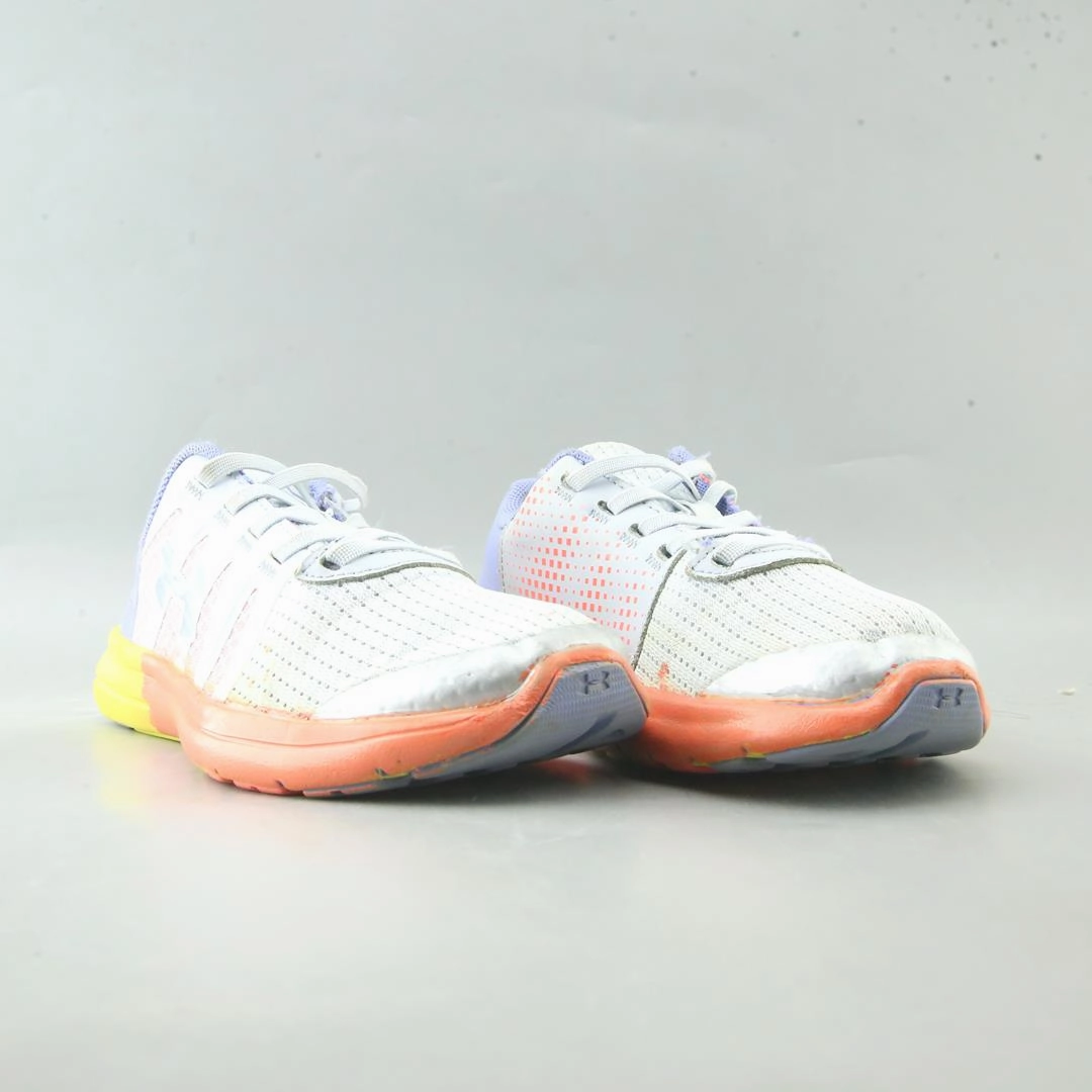 UNDER ARMOUR GPS FUEL 2 Under Armour sport shoe shots