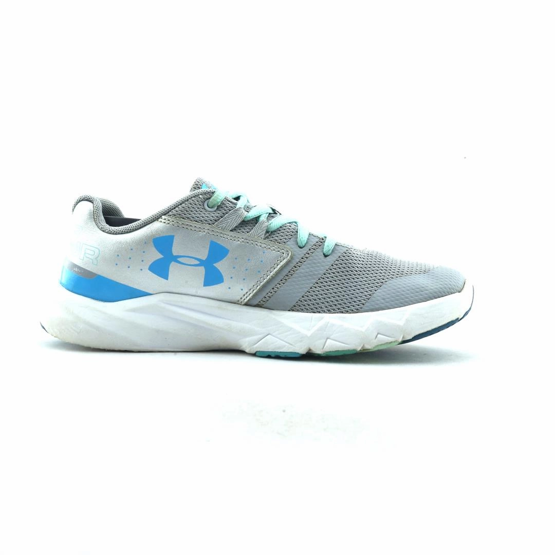 UNDER ARMOUR GPS PRIMED Under Armour sport shoe shots