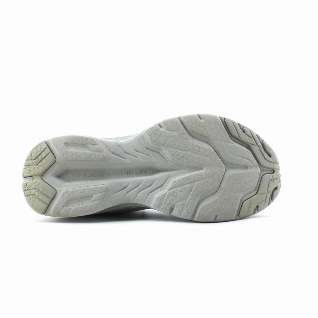 UNDER ARMOUR GRADE SCHOOL CHARGED BANDIT 6 Under Armour trainer close-ups
