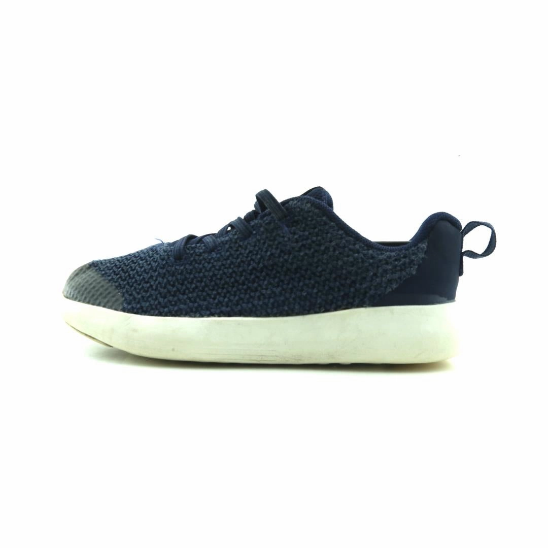 UNDER ARMOUR GRADE SCHOOL Under Armour high-performance sport shoes