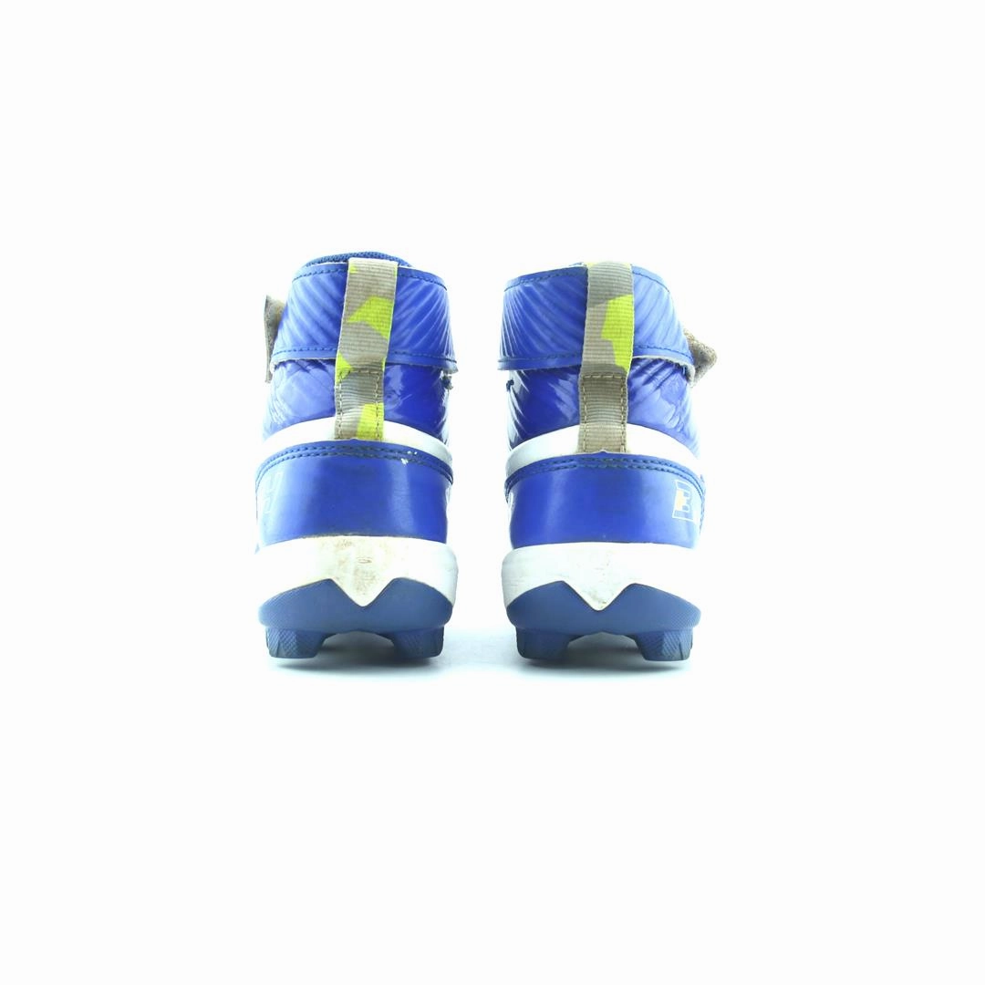 UNDER ARMOUR HAMMER MID RM Under Armour sport shoe shots