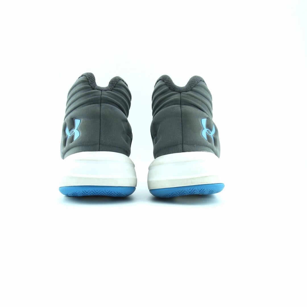 UNDER ARMOUR  HIGHLIGHT ACE 2.0 Under Armour sport shoe shots