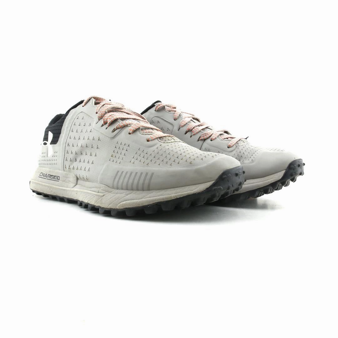 UNDER ARMOUR HORIZON RTT Under Armour trainer close-ups