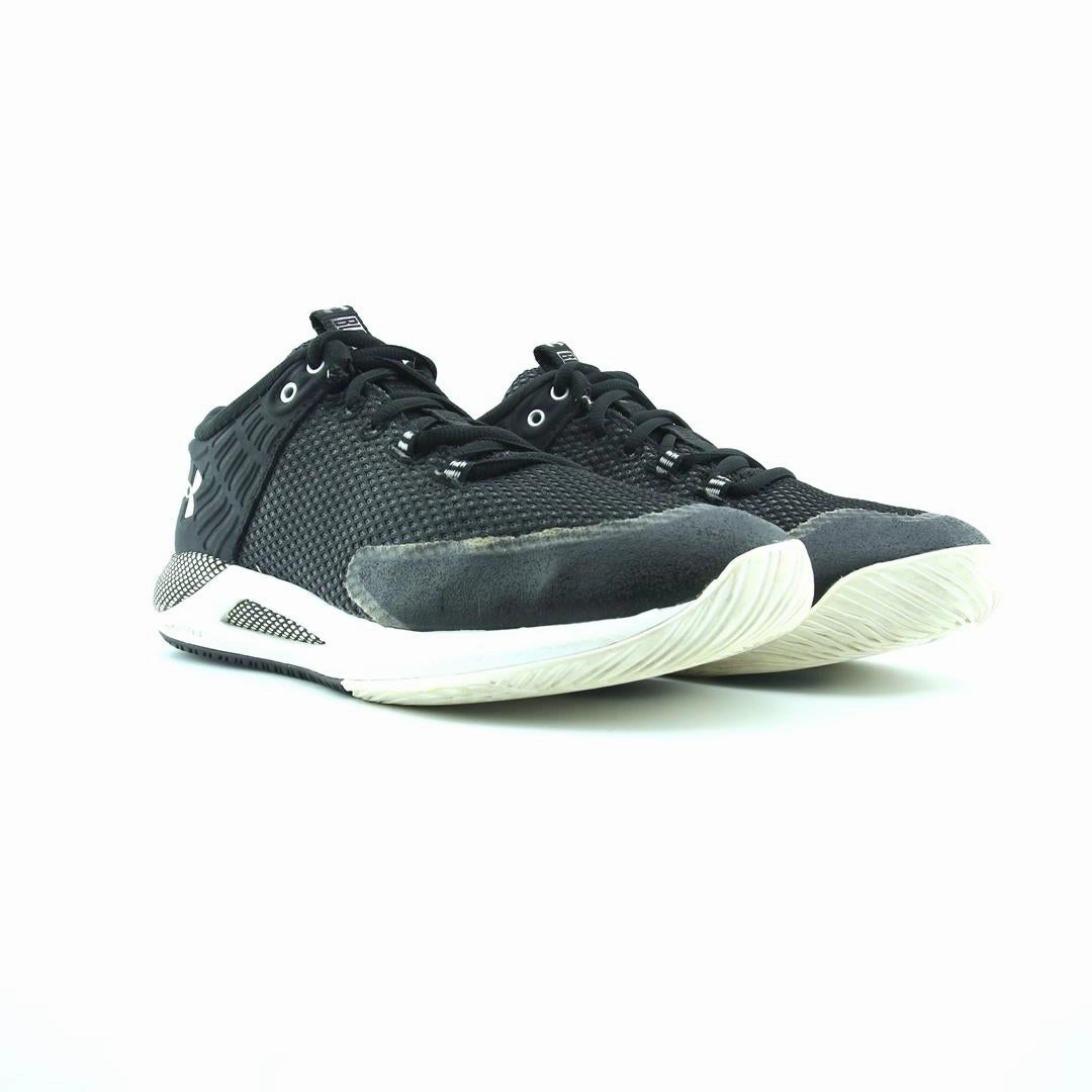 UNDER ARMOUR  HOVR BLOCK CITY 3.0 Under Armour sport shoe shots