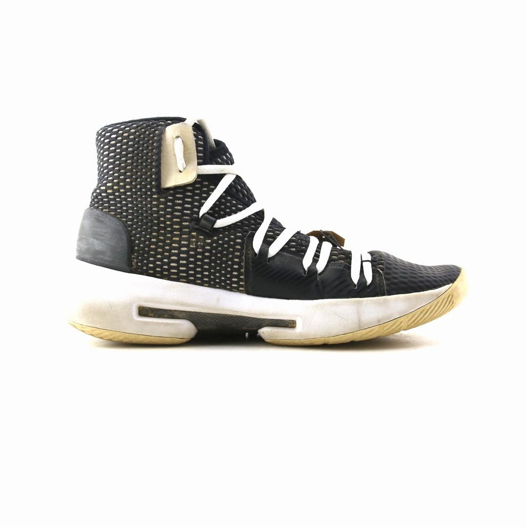 UNDER ARMOUR HOVR HAVOC Under Armour trainer close-ups