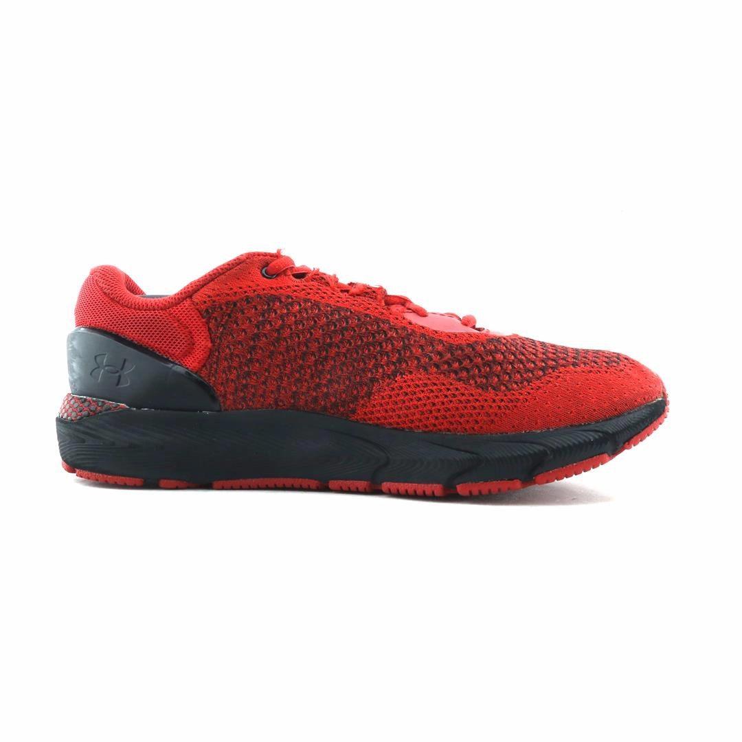 UNDER ARMOUR HOVR INTAKE 6 Under Armour sport shoe shots