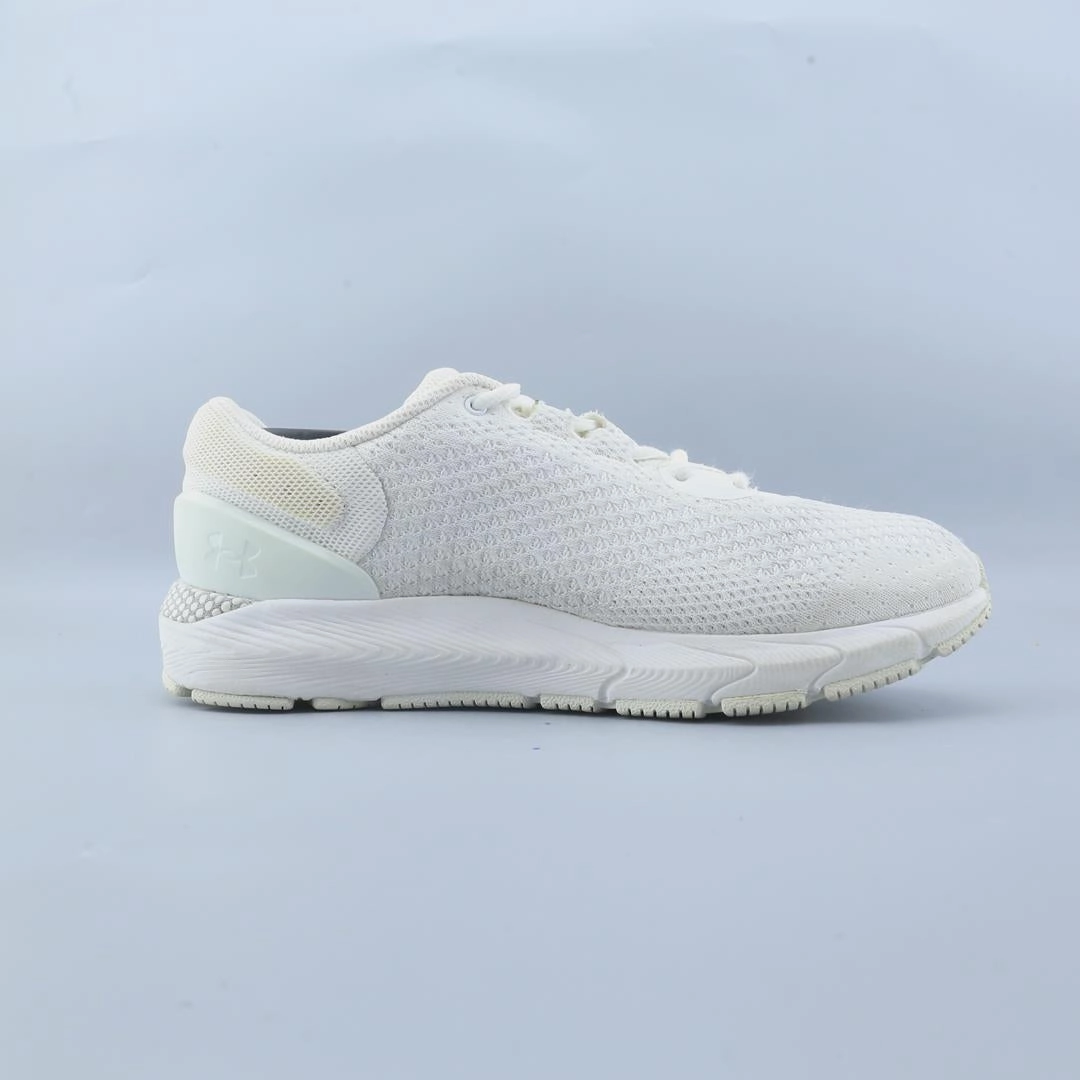 UNDER ARMOUR HOVR INTAKE 6 Under Armour sport shoe shots