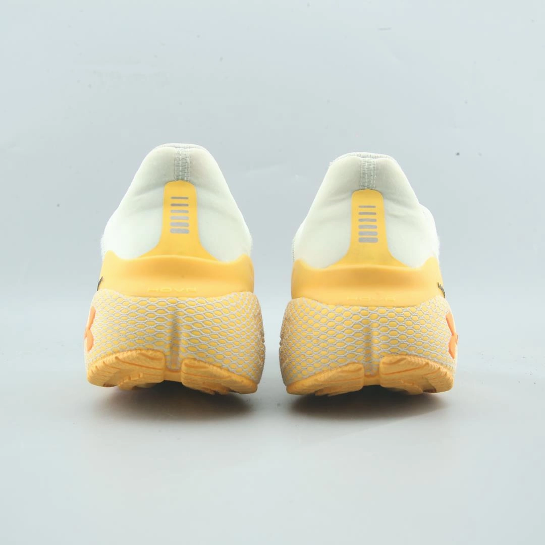 UNDER ARMOUR HOVR MACHINA 3 Under Armour sport shoe shots