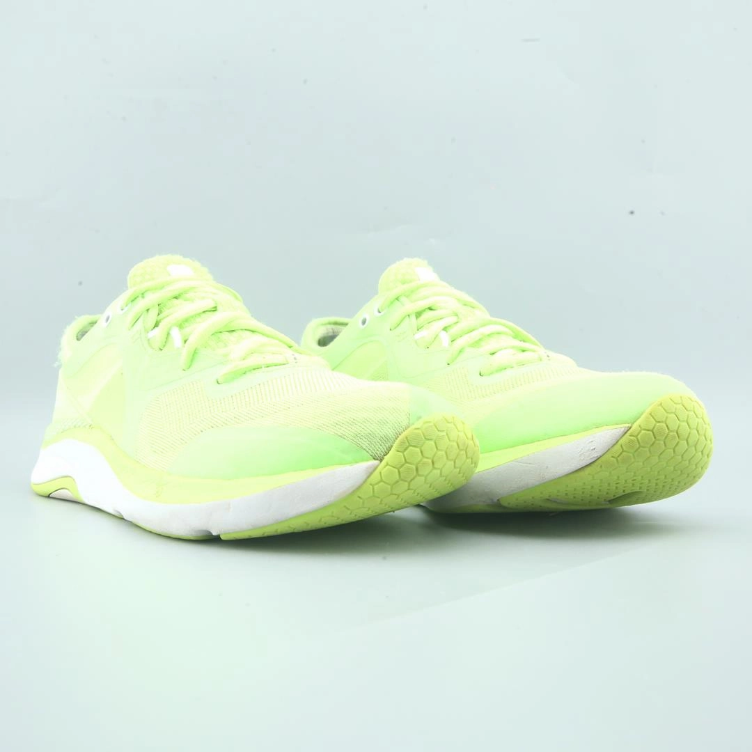 UNDER ARMOUR HOVR OMNIA Under Armour sport shoe shots