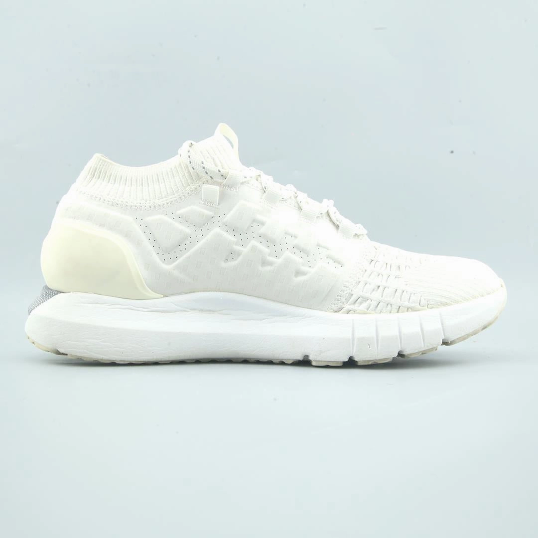 UNDER ARMOUR HOVR PHANTOM CT Under Armour sport shoe shots