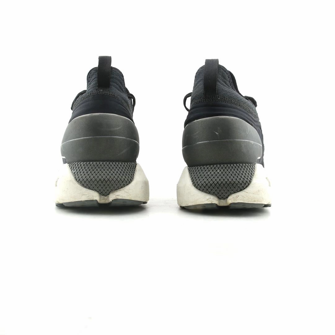 UNDER ARMOUR  HOVR PHANTOM SE Under Armour trainer close-ups