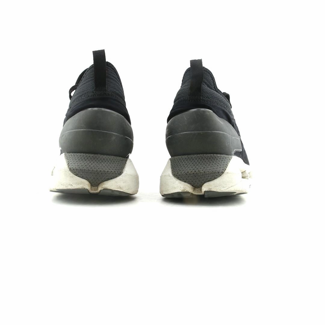 UNDER ARMOUR HOVR PHANTOM SE Under Armour trainer close-ups