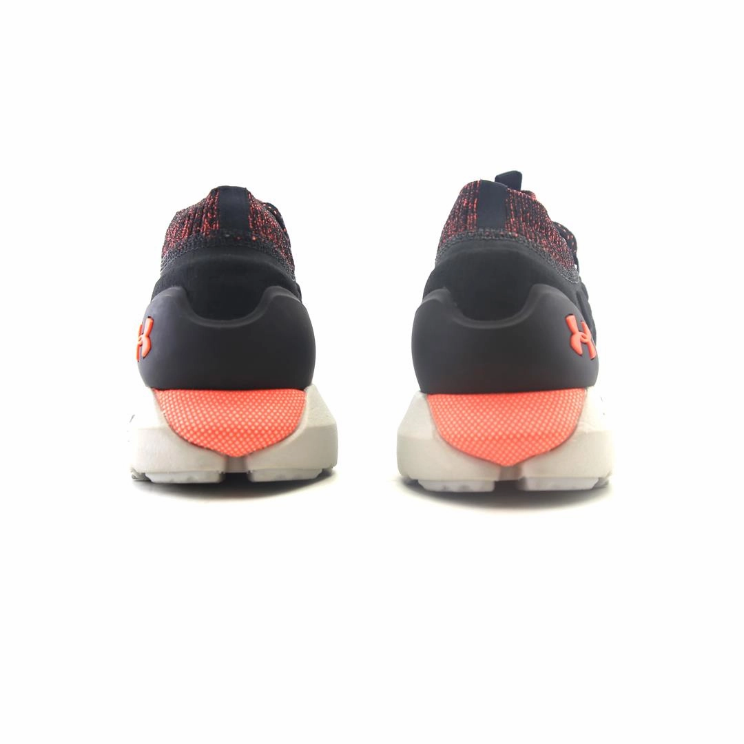 UNDER ARMOUR HOVR PHANTOM Under Armour trainer close-ups