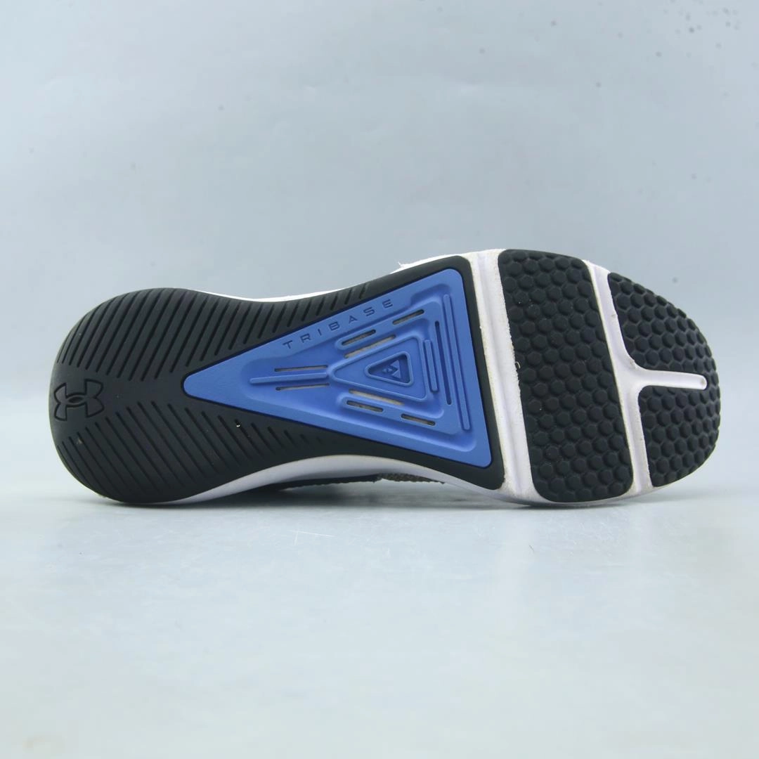 UNDER ARMOUR HOVR RISE 3 Under Armour sport shoe shots