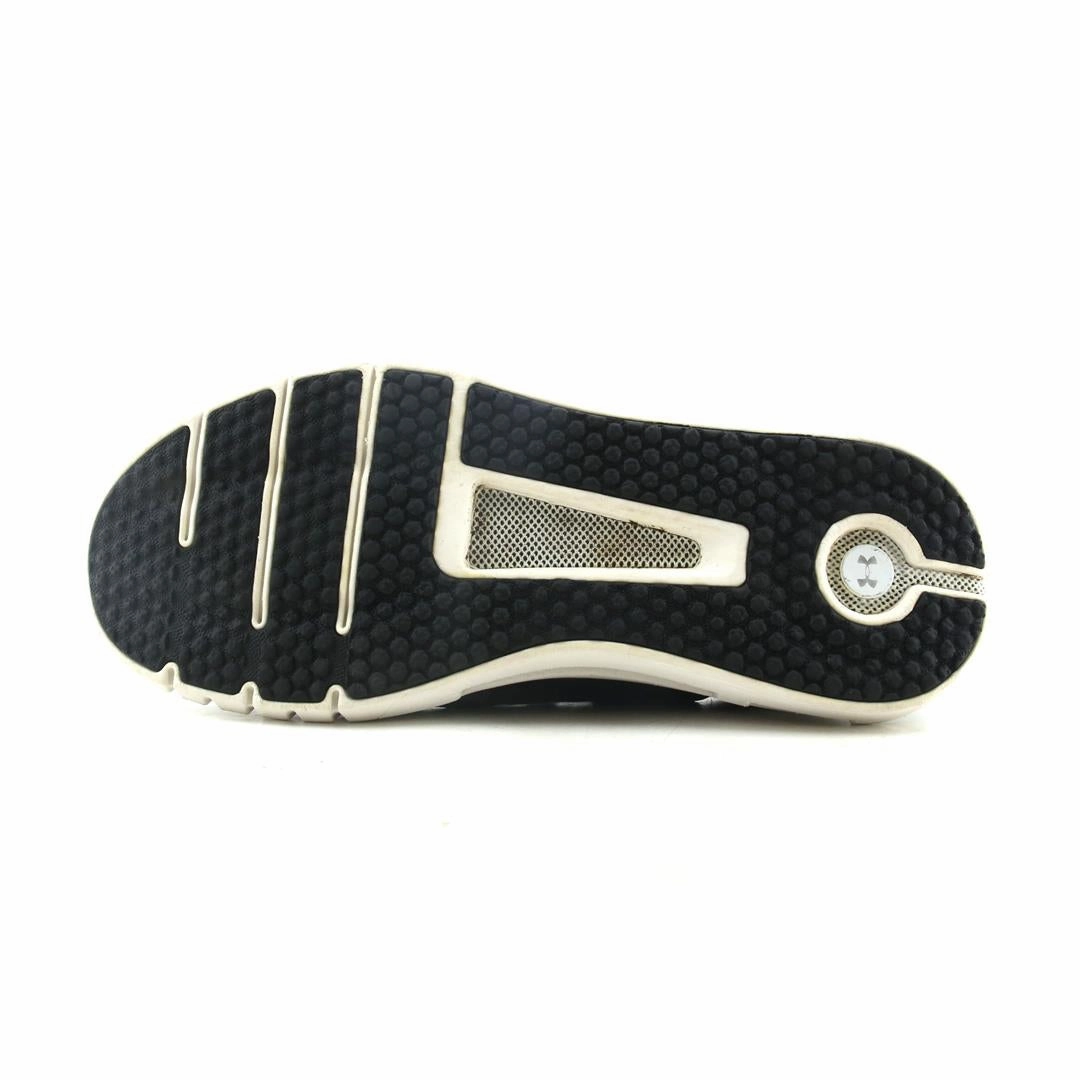 UNDER ARMOUR  HOVR SLK EVO Under Armour trainer close-ups