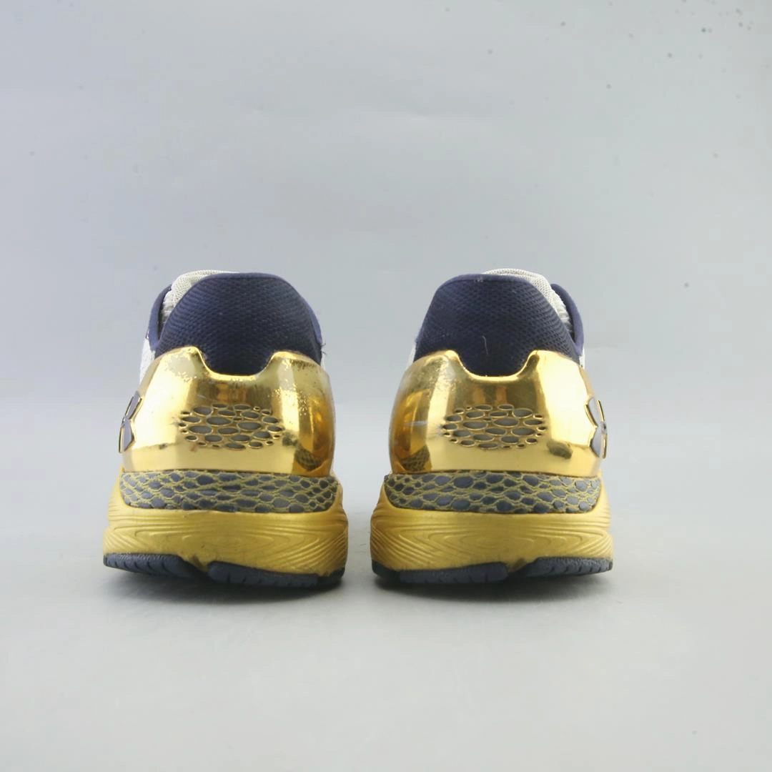 UNDER ARMOUR HOVR SONIC 3 Under Armour trainer close-ups