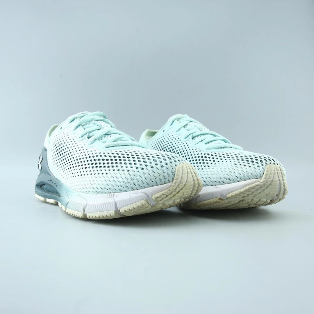 UNDER ARMOUR HOVR SONIC 4 Under Armour sport shoe shots