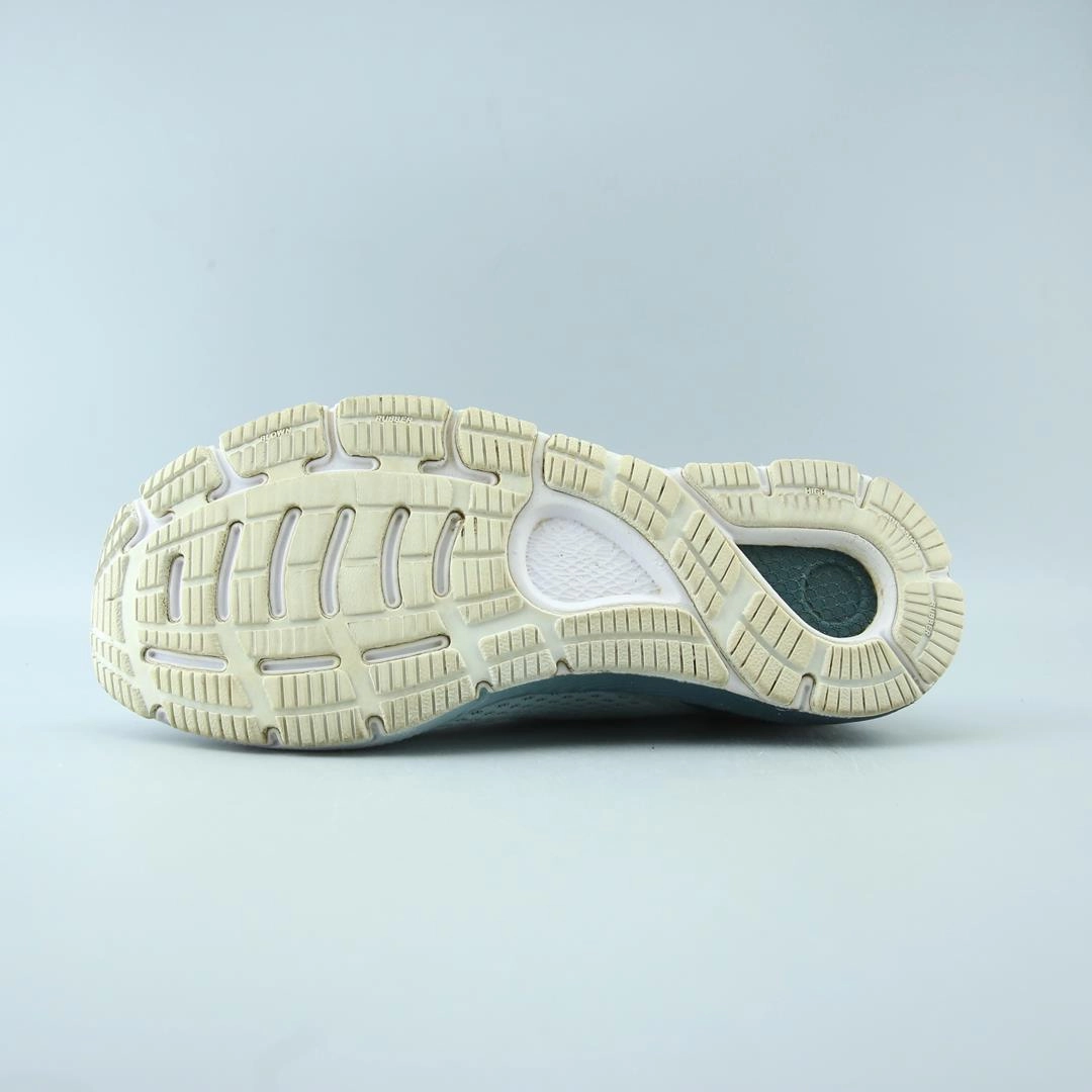 UNDER ARMOUR HOVR SONIC 4 Under Armour sport shoe shots