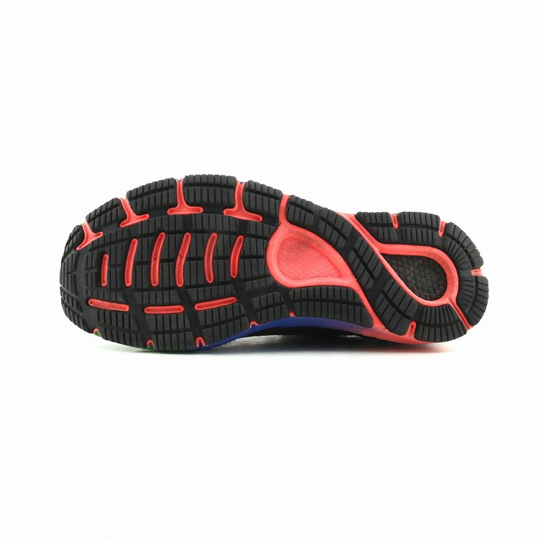 UNDER ARMOUR HOVR SONIC 4 Under Armour trainer close-ups