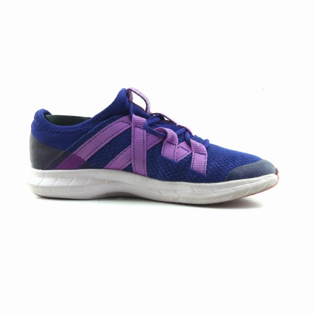 UNDER ARMOUR  INFINITY 3 Under Armour sport shoe shots