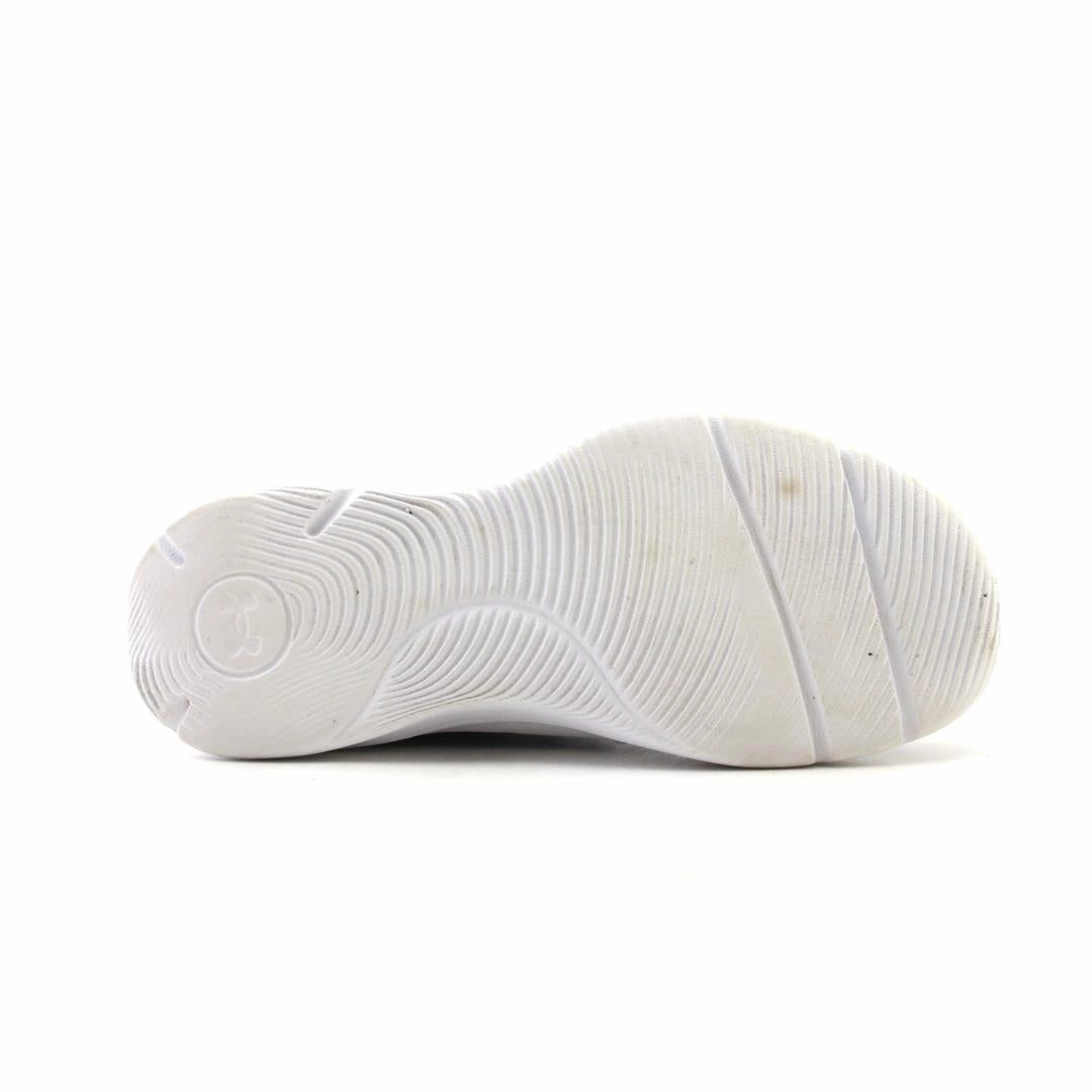 UNDER ARMOUR  INFINITY JUNIOR Under Armour trainer close-ups