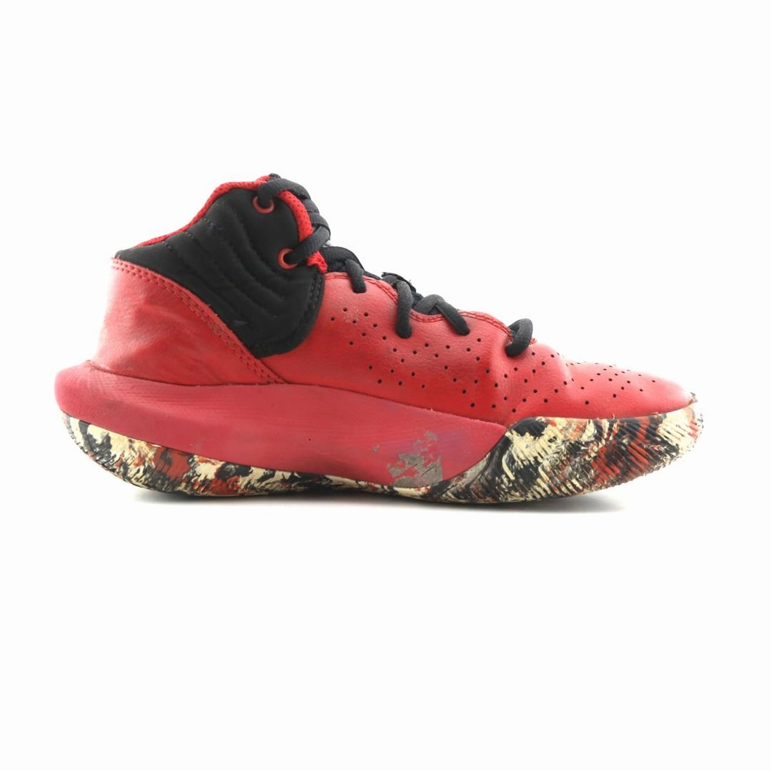 UNDER ARMOUR  JET 21 Under Armour trainer close-ups