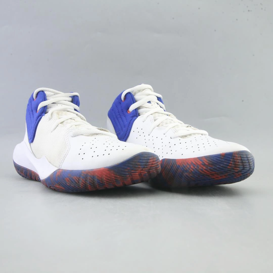 UNDER ARMOUR JET '21 Under Armour trainer close-ups