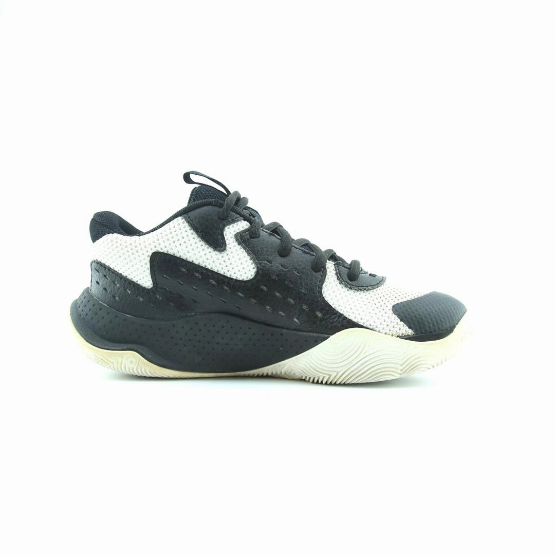 UNDER ARMOUR JET '23 Under Armour sport shoe shots