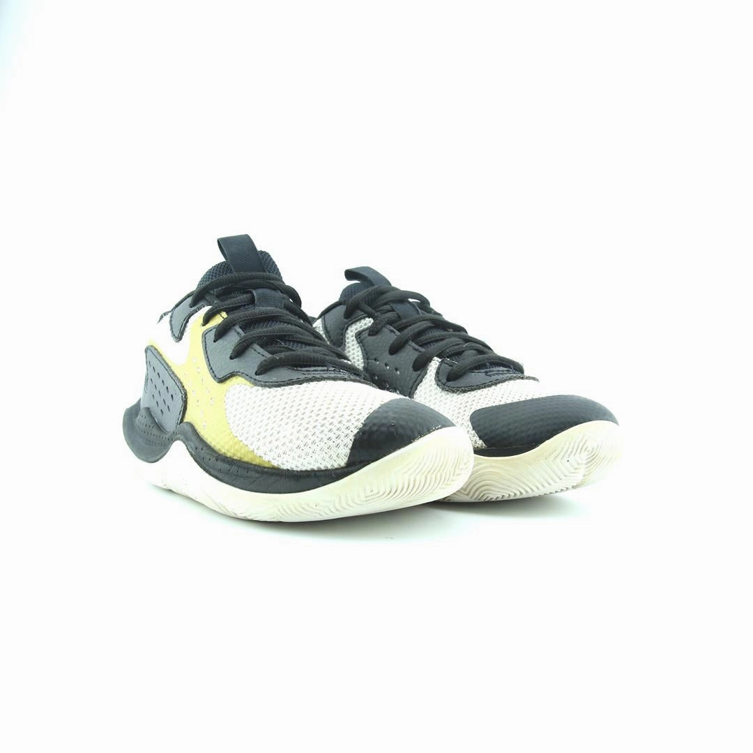 UNDER ARMOUR JET '23 Under Armour sport shoe shots