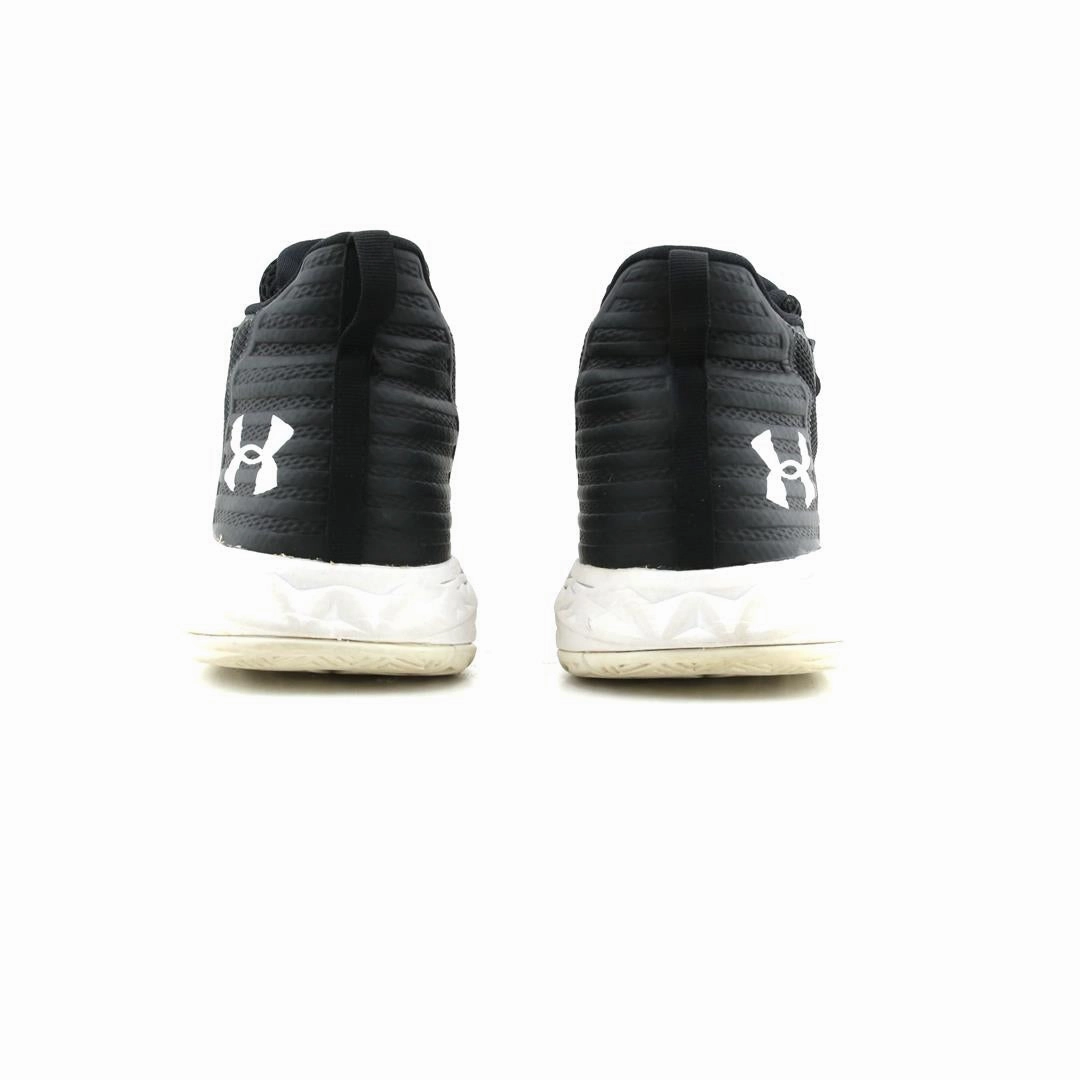 UNDER ARMOUR  JET MID Under Armour trainer close-ups