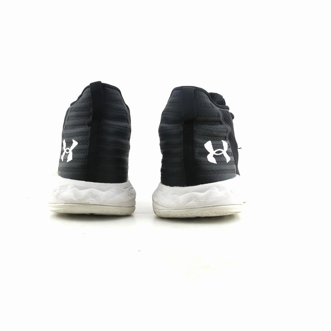 UNDER ARMOUR JET MID Under Armour trainer close-ups