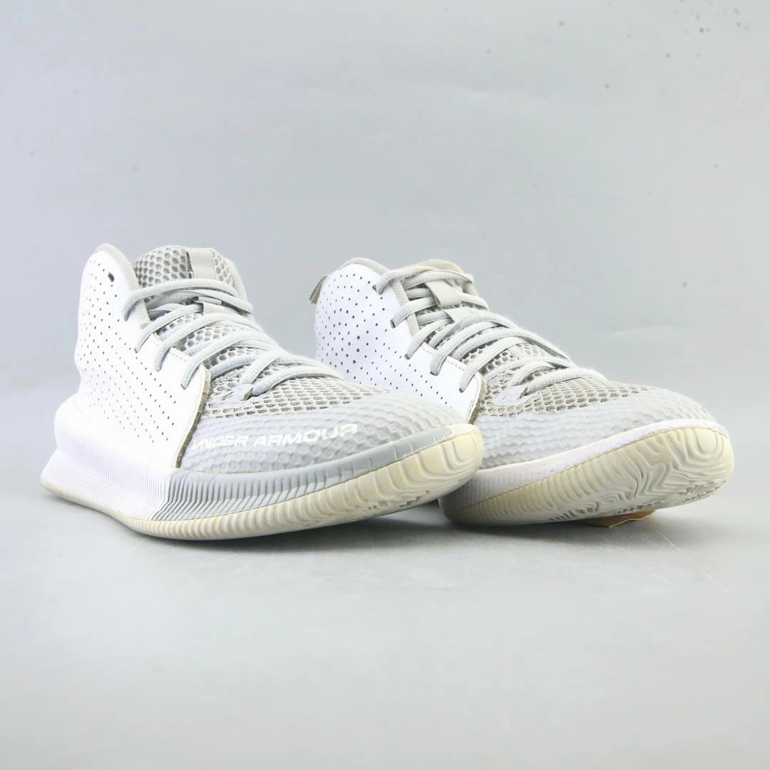 UNDER ARMOUR JET Under Armour sport shoe shots