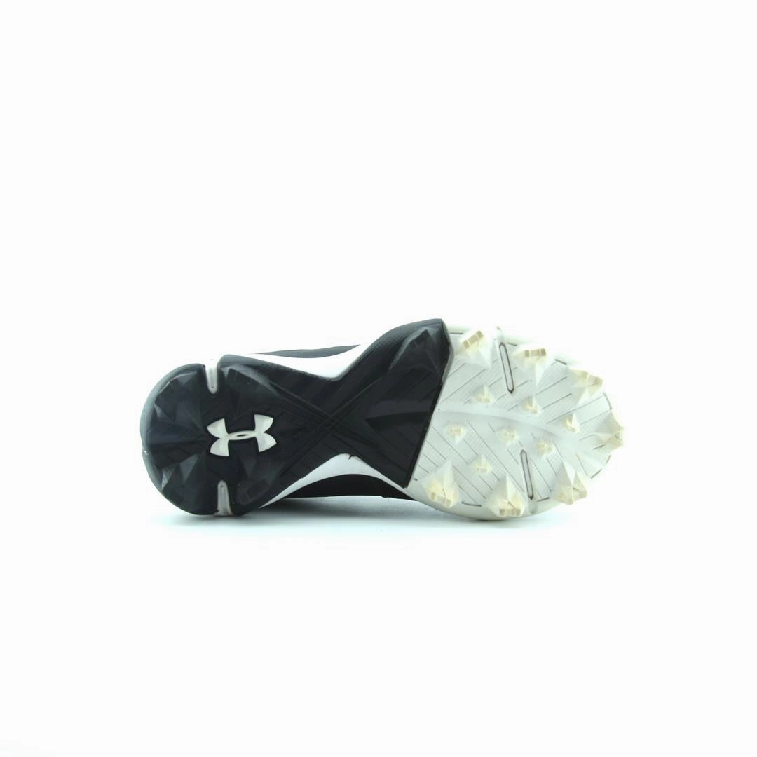 UNDER ARMOUR LEADOFF LOW RM JR Under Armour sport shoe shots
