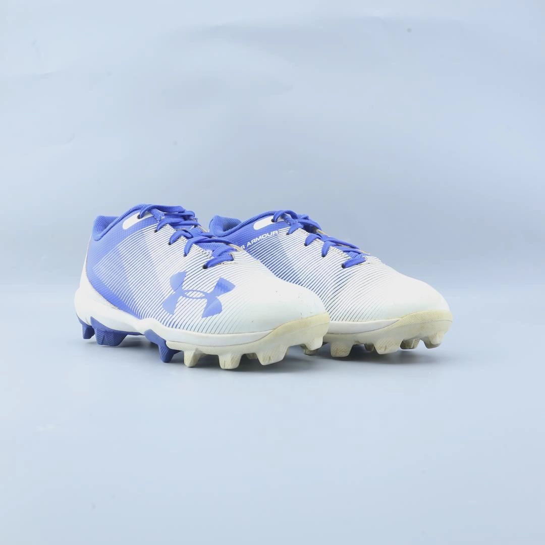 UNDER ARMOUR LEADOFF LOW RM Under Armour sport shoe shots