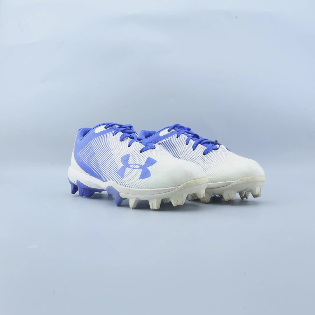 UNDER ARMOUR LEADOFF LOW RM Under Armour sport shoe shots
