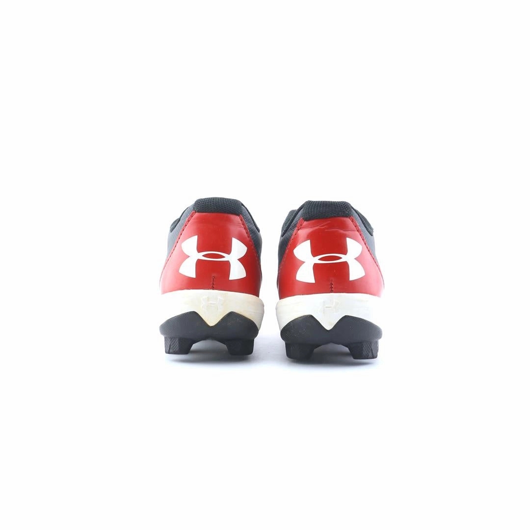 UNDER ARMOUR LEADOFF LOW RM Under Armour sport shoe shots