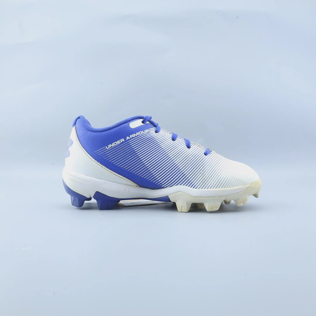UNDER ARMOUR LEADOFF LOW RM Under Armour sport shoe shots