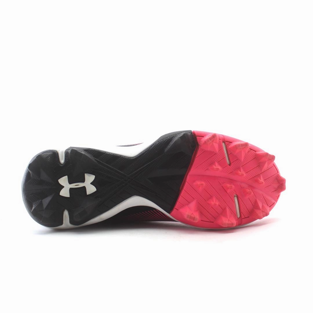 UNDER ARMOUR LEADOFF LOW Under Armour sport shoe shots